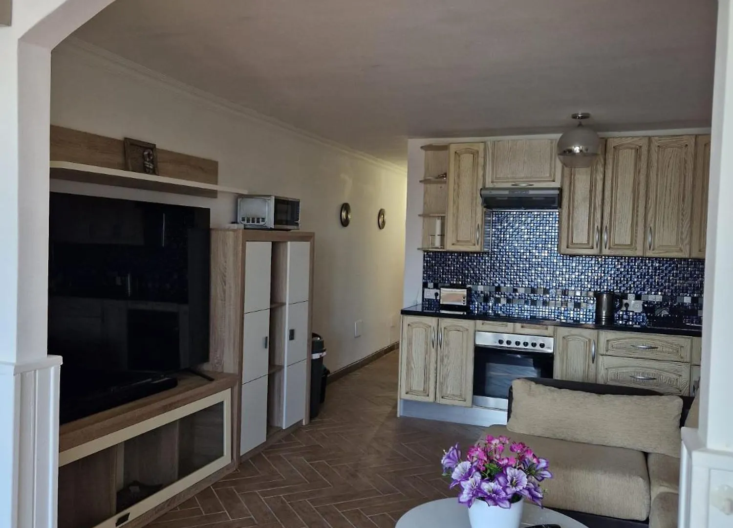 2 Bed Apartment That Steps Out On To The Pool San Miguel de Abona 0*,