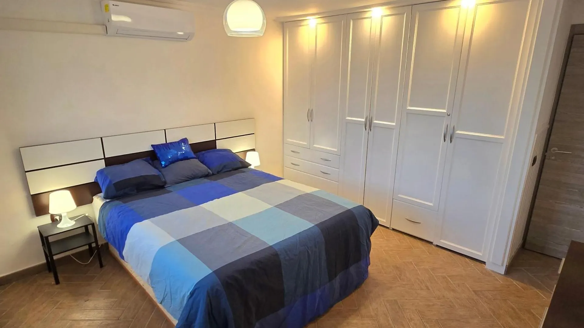 2 Bed Apartment That Steps Out On To The Pool San Miguel de Abona